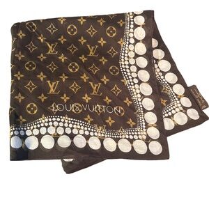 Louis Vuitton Yayoi Kusama scarf